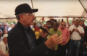 Medina presenta proyecto de desarrollo sostenible para Neyba e Independencia