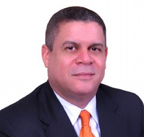 Diputado del PRM renuncia por motivos de salud, lo sustituye su hijo