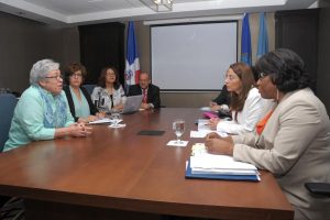 Valoran inclusión vacuna papiloma en programa inmunización