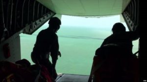 FLORIDA: 13 cubanos llegan en balsa