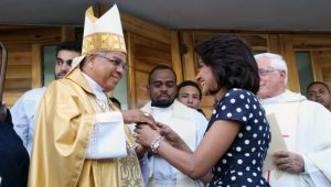 SDE: Primera dama entrega parroquia Nueva Barquita
