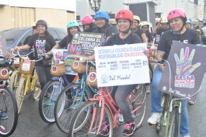 Bicicletada contra la violencia de la mujer Bicicletada contra la violencia de la mujer