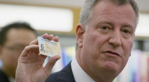 Demanda legal para evitar ayudar a indocumentados en Nueva York