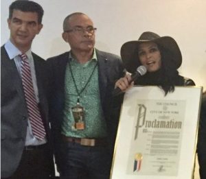 Concejo de NY reconoce a Celinés Toribio por 21 años de carrera