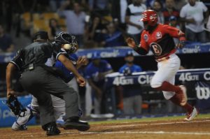 Gigantes pasan semifinal, Leones y Toros ganan Gigantes pasan semifinal, Leones y Toros ganan