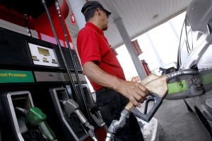 Aumentan precios de los combustibles