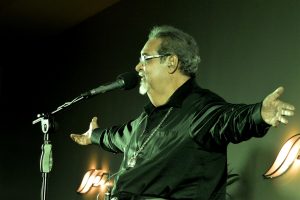 Anthony Ríos y Fausto Rey en gran noche romántica