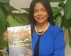 Ana María Toribio promociona libro sobre terapia de árboles Ana María Toribio promociona libro sobre terapia de árboles