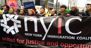 Miles marchan en NY en defensa derechos de los inmigrantes Miles marchan en NY en defensa derechos de los inmigrantes