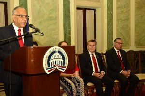 Conavihsida dice sigue pendiente incluir antirretrovirales en seguridad social