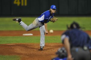 Licey vence Escogido, Estrellas y Gigantes ganan