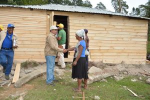 AZUA: Gobierno inicia construcción viviendas en Padre Las Casas