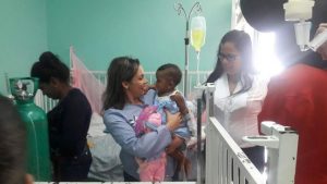 Diputada Ivannia Rivera entrega juguetes en Hospital Ricardo Limardo Diputada Ivannia Rivera entrega juguetes en Hospital Ricardo Limardo