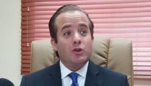 Senador Paliza aboga Gobierno cancele contratos suscritos con Odebrecht Senador Paliza aboga Gobierno cancele contratos suscritos con Odebrecht