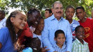 SPM: Danilo promete ayuda para escuela Nuestros Pequeños Hermanos