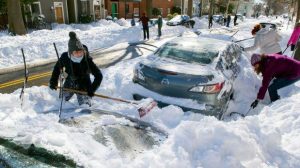 EU: Tormenta deja un muerto y daños