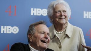 TEXAS: George y Barbara Bush hospitalizados