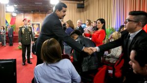 Venezuela le debe $6.000 millones de dólares a Brasil