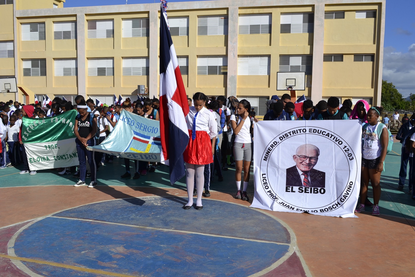 INEFI apertura convivencias escolares en Higüey imagen