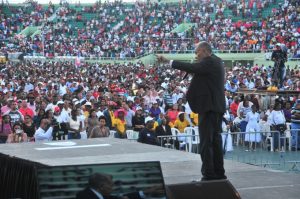 Ezequiel Molina critica despenalización del aborto, impunidad y monopolio