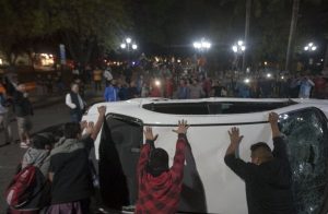 MEXICO: Violencia alza gasolina deja 4 muertos MEXICO: Violencia alza gasolina deja 4 muertos