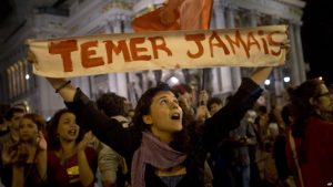 BRASIL: Escándalo por golosinas del avión presidencial BRASIL: Escándalo por golosinas del avión presidencial