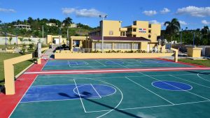 Presidente Medina inaugura liceo en Pantoja valorado en RD$56 millones