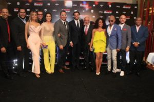 Salcedo responde artistas urbanos