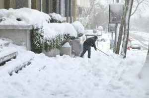 Unas 33 personas han muerto por tormentas de nieve en Europa