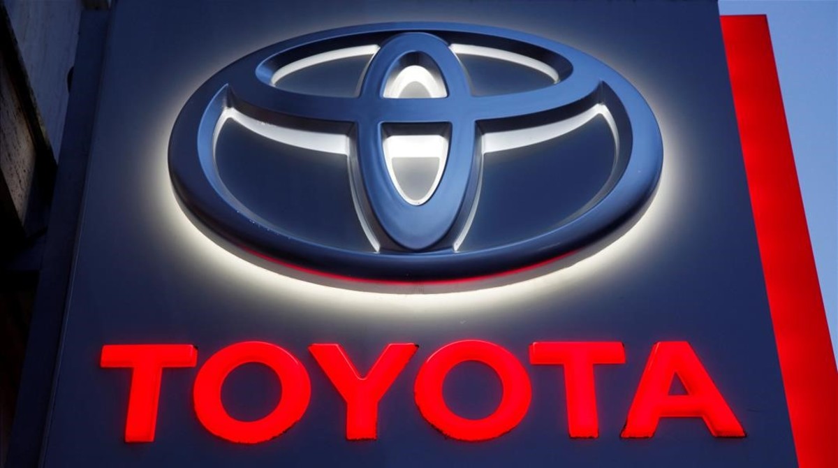 Caen acciones de la Toyota tras amenazas que le hizo Trump