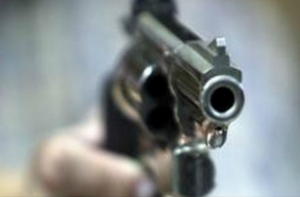 Dos en motocicleta asesinan a balazos dirigente de  Fenatrano y su esposa