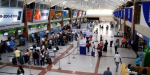 Senador PLD exige revisión del  contrato para la operación del AILA