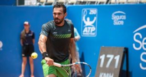 Víctor Estrella se coloca en cuartos final en México