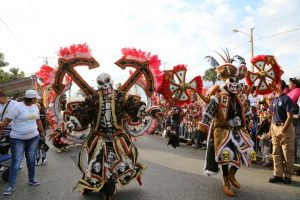 Mark B y Chiquito Team Band ponen a vibrar el carnaval de SDE