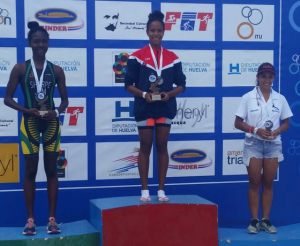 Dominicana Camila Romero conquista en Cuba oro en triatlón Dominicana Camila Romero conquista en Cuba oro en triatlón