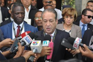 Reinaldo truena contra dirigentes del PLD que hacen cuestionamientos