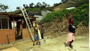 Edifican en Tijuana la Pequeña Haití