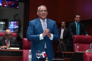 Senador Pedro Alegría pide a funcionarios ser humildes