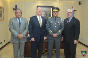 Policías de R.Dominicana y Nueva York firman acuerdo para combatir el crimen