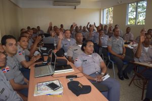 PN formará unos 22 mil agentes y oficiales como parte modernización