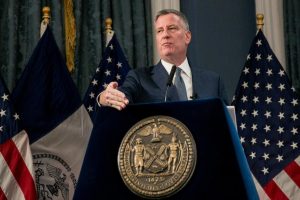 NY lanza guía para mantener fuera de las escuelas a la Migra