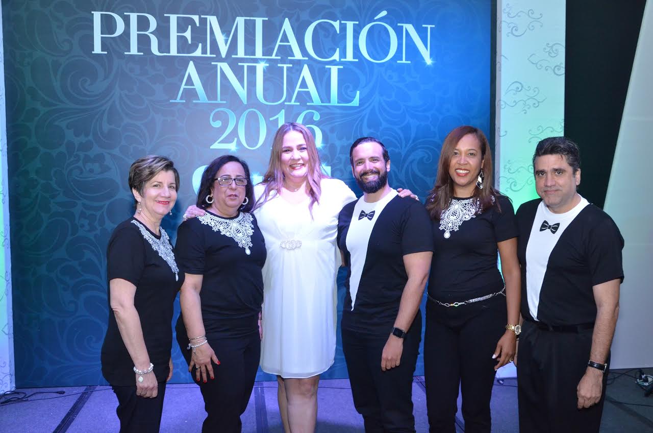 Farmacia Carol, 30 años sirviendo a la salud de los dominicanos imagen