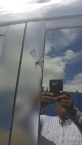 PEDRO BRAND: Disparan a yipeta del alcalde