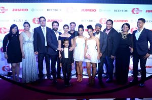 Jumbo presenta gala premier película «Reinbou»