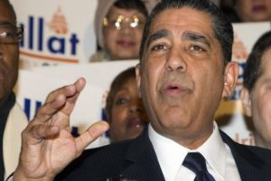 Empresarios piden Espaillat medie en lucha por alcaldía de Paterson Empresarios piden Espaillat medie en lucha por alcaldía de Paterson