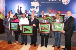 Fedodim entrega Premio JPD a la Transparencia Municipal Fedodim entrega Premio JPD a la Transparencia Municipal