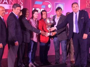 Osiris Guzmán destaca cien años del fútbol dominicano Osiris Guzmán destaca cien años del fútbol dominicano