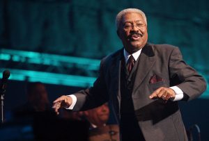 Salseros reconocen carrera de Rafael Ithier Salseros reconocen carrera de Rafael Ithier