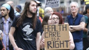 CALIFORNIA: Disturbios y detenidos en marcha a favor de Trump