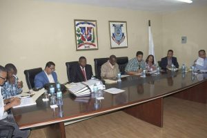 Planean construir malecón en Boca Chica